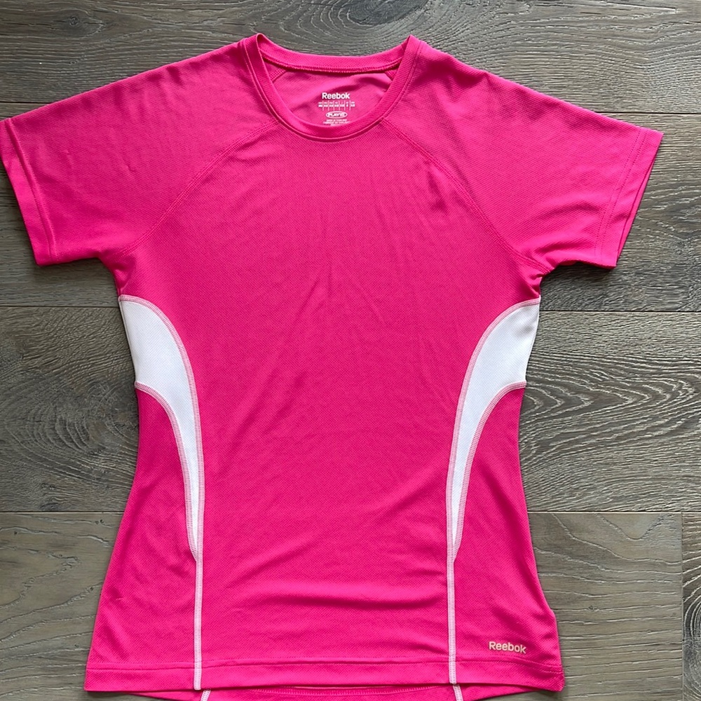 Reebok Hot Pink Crew Neck Sports T- XS Matching Skirt Sold Separately
